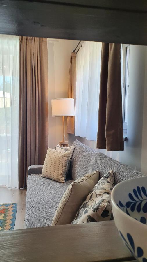 Relax Balaton Apartmanok Balatonfured Exterior photo